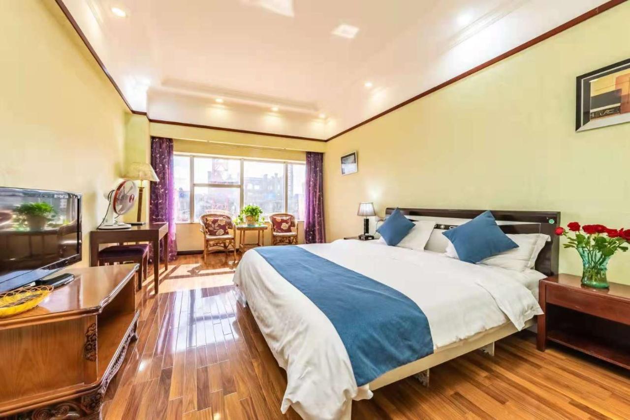 Ha Luo Hotel Куньмин Экстерьер фото